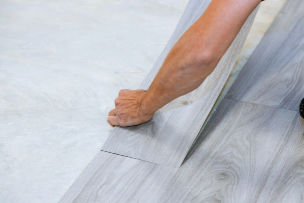 Vinyl Flooring Versus Hardwood In Terms Of Long-term Value Woodland, CA